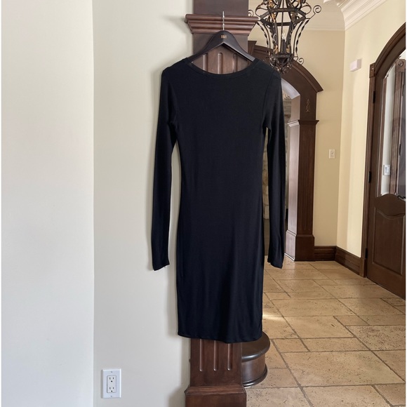 BCBGMAXAZRIA Dress…Size M - Picture 3 of 3